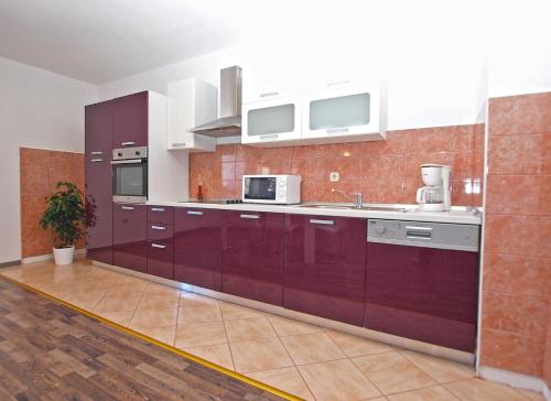  Holiday Home Roberto 1277 in Vranići