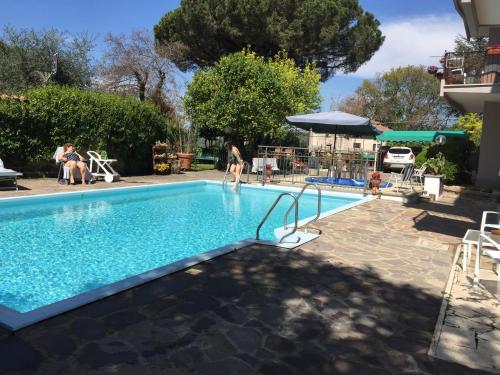  Le Camelie in Ariccia