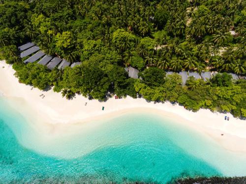 Royal Island Resort & Spa