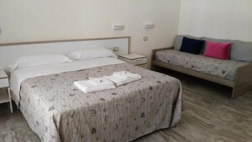 Triple Room image 4