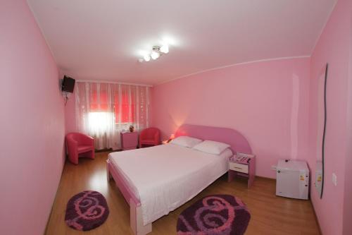 Hotel Martisorul - image 13