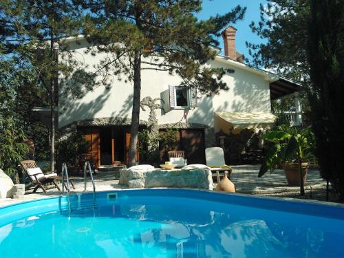  Apartment Relax in Hum