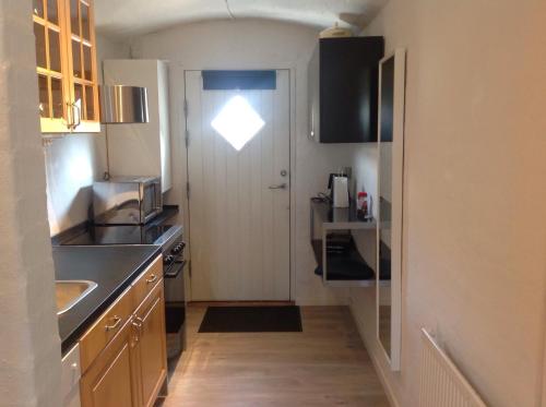 Kitchen, Klitgaards Holiday Apartment in Hjorring