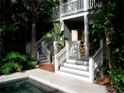 Ambrosia Key West Ideally located in the Key West area, Ambrosia Key West promises a relaxing and wonderful visit. The property has everything you need for a comfortable stay. Service-minded staff will welcome and guid