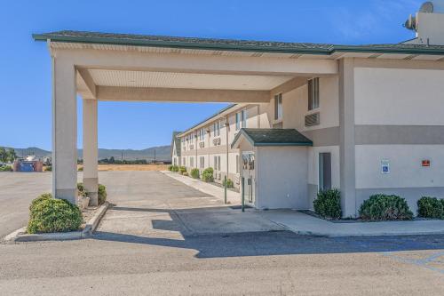 Motel 6-Beaver, UT