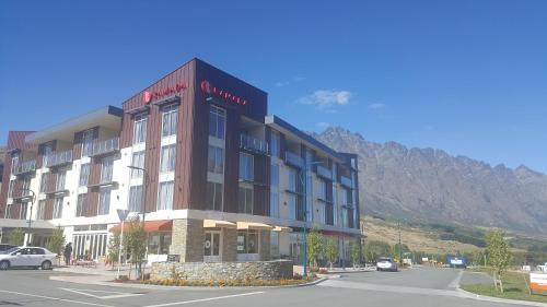 Ramada Suites by Wyndham Queenstown Remarkables Park