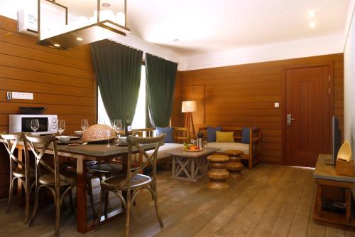 Facilities, Shell Villa apartel resort in Koror Island