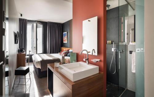 hotel photo