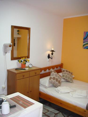 Boussetil Rooms CapAnMat 5