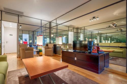 HT N°9 Colosseo - image 3