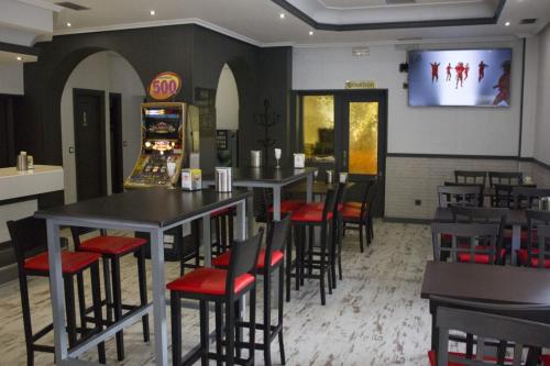 Pub/Lounge, Hostal Restaurante Central in Virgen Del Camino