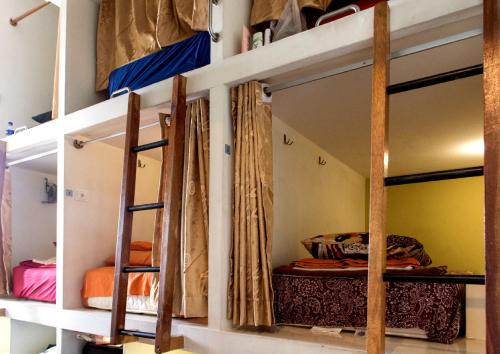 Six Degrees Six Degrees Backpackers Hostel In Jakarta - 