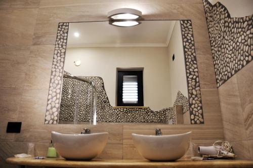 Bathroom, L'Airone Country House in Sant'Elia Fiumerapido