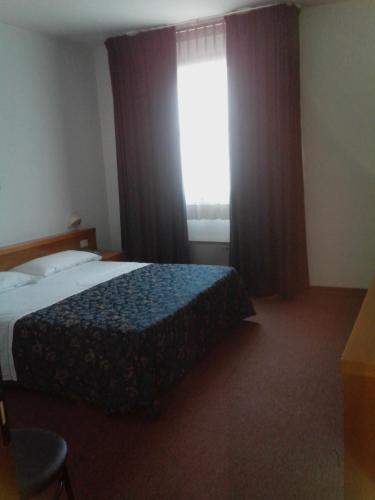 Hotel Niki Room Type - Economy Double Room