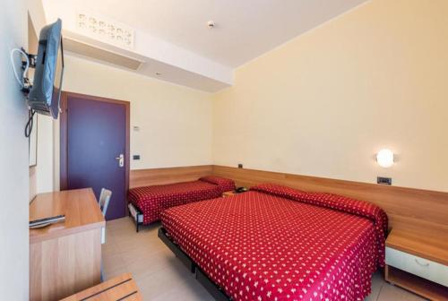 Hotel Flamingo - Photo 2