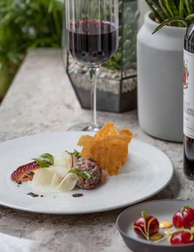 Leman Locke - image 12