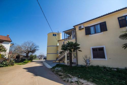  Apartment Erik in Novigrad