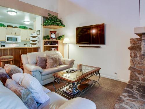 Creekside at Kingswood - image 5