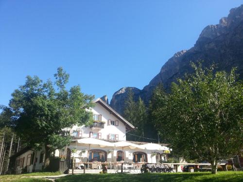 Hotel Fiames 2