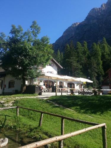 Hotel Fiames 2