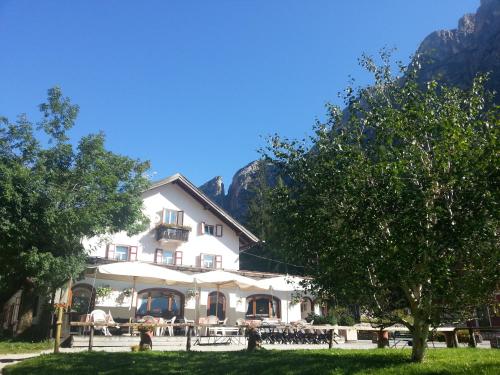 Hotel Fiames - image 13