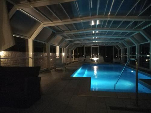 泳池, Pansion Bijela Ruža - a la carte (Pansion Bijela Ruza - a la carte) in 瓦夫娜戈拉