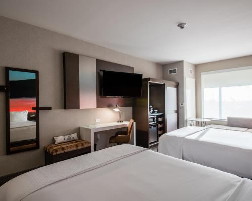 95112275 Cambria Hotel McAllen Convention Center