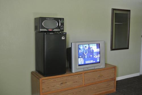 Budget Inn of Appleton - main image