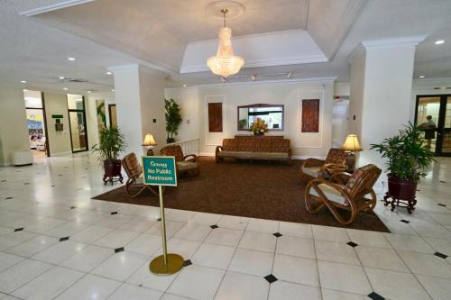 Royal Kuhio - Large 1 bedroom Apartment - image 5