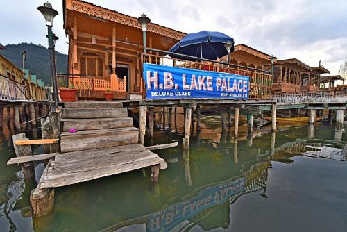 Lake Palace Group Of House Boats
