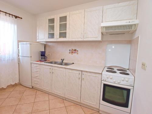 Apartments Franjo 1266 - image 8