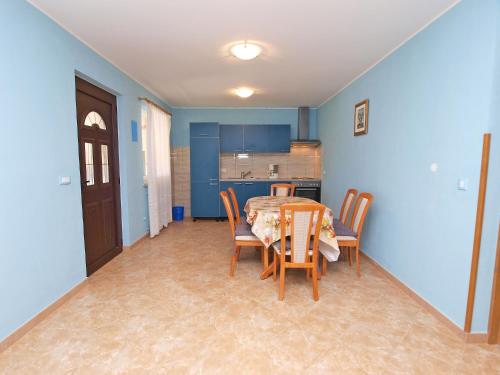 Apartments Franjo 1266 in Jasenovica
