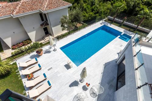White Olive Villa - image 6