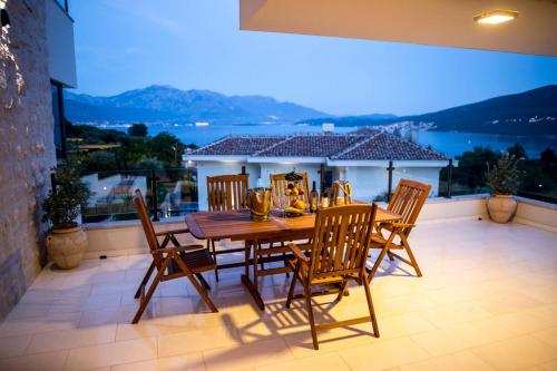 White Olive Villa - image 2