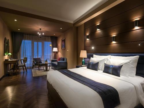 room detail thumbnail 0