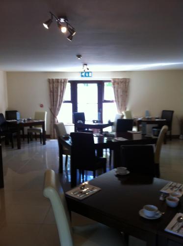 Restaurant, All the Twos Lodge in Clifden