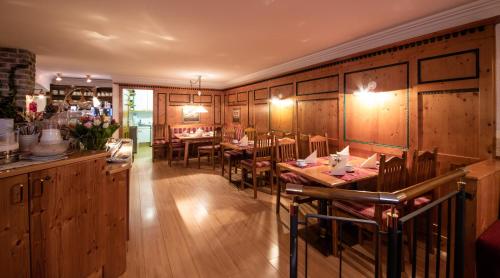 Restaurant, Hotel Kristall in Sankt Anton am Arlberg