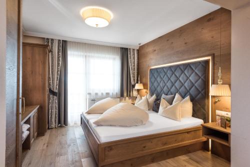 Junior Suite with Balcony