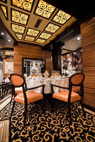 Hotel Odissey - image 11