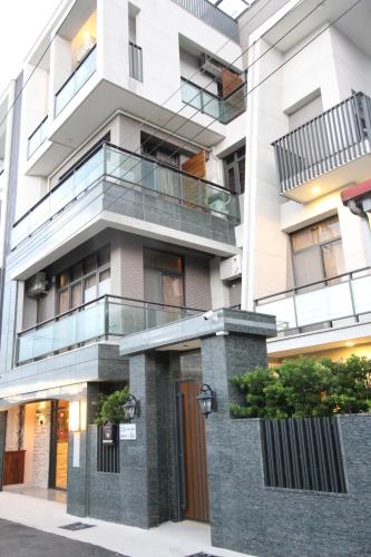 威好室電梯民宿