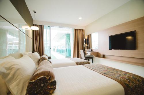 Shower, Sfera Hotel in Seri Manjung