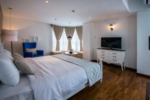 room detail thumbnail 0