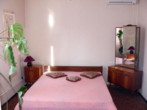 Economy Hotel Fiesta - main image