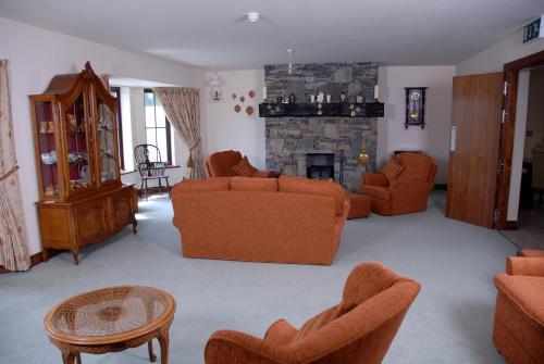 Shared lounge/TV area, All the Twos Lodge in Clifden