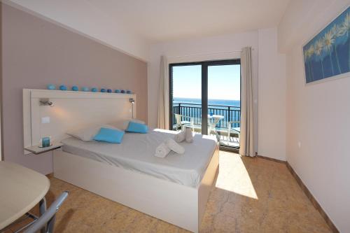  Horizon View Studio in Charaki