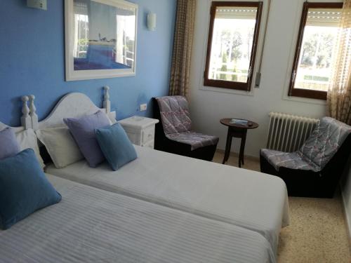 Hostal Los Pinares - image 9