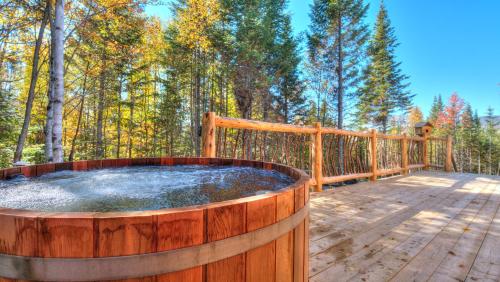 Le Val d'Isère - Les Chalets Spa Canada