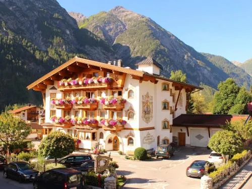 Oberlechtaler Hof Boutique Hotel in Holzgau, Österreich