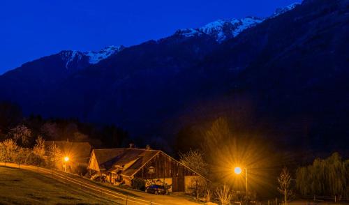 Ieeja, Domaine de la Safraniere - Chambre d'hote in Saint-Leger (Rhone-Alpes)