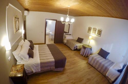 Deluxe Apartment image 10